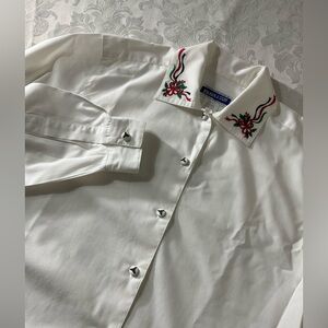 Pendleton Knockabout Women's Vintage White Christmas Embroidered Blouse Size 6